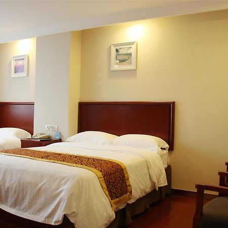 Greentree Inn Shanghai Minhang District Beiqiao Subway Station Express Hotel Bagian luar foto