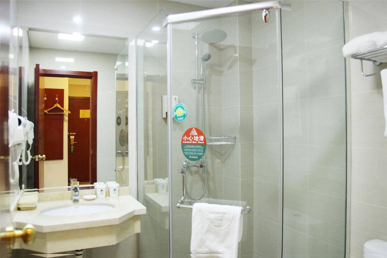 Greentree Inn Shanghai Minhang District Beiqiao Subway Station Express Hotel Bagian luar foto
