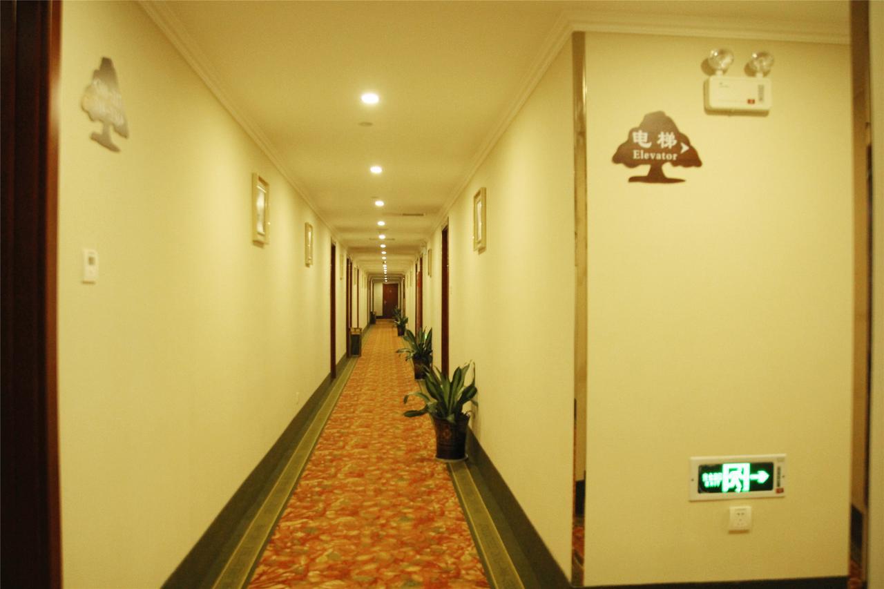 Greentree Inn Shanghai Minhang District Beiqiao Subway Station Express Hotel Bagian luar foto