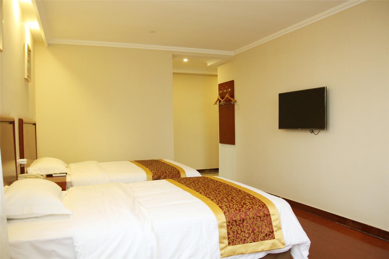 Greentree Inn Shanghai Minhang District Beiqiao Subway Station Express Hotel Bagian luar foto