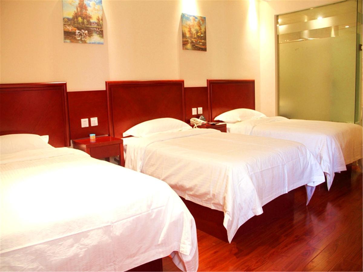 Greentree Inn Shanghai Minhang District Beiqiao Subway Station Express Hotel Bagian luar foto