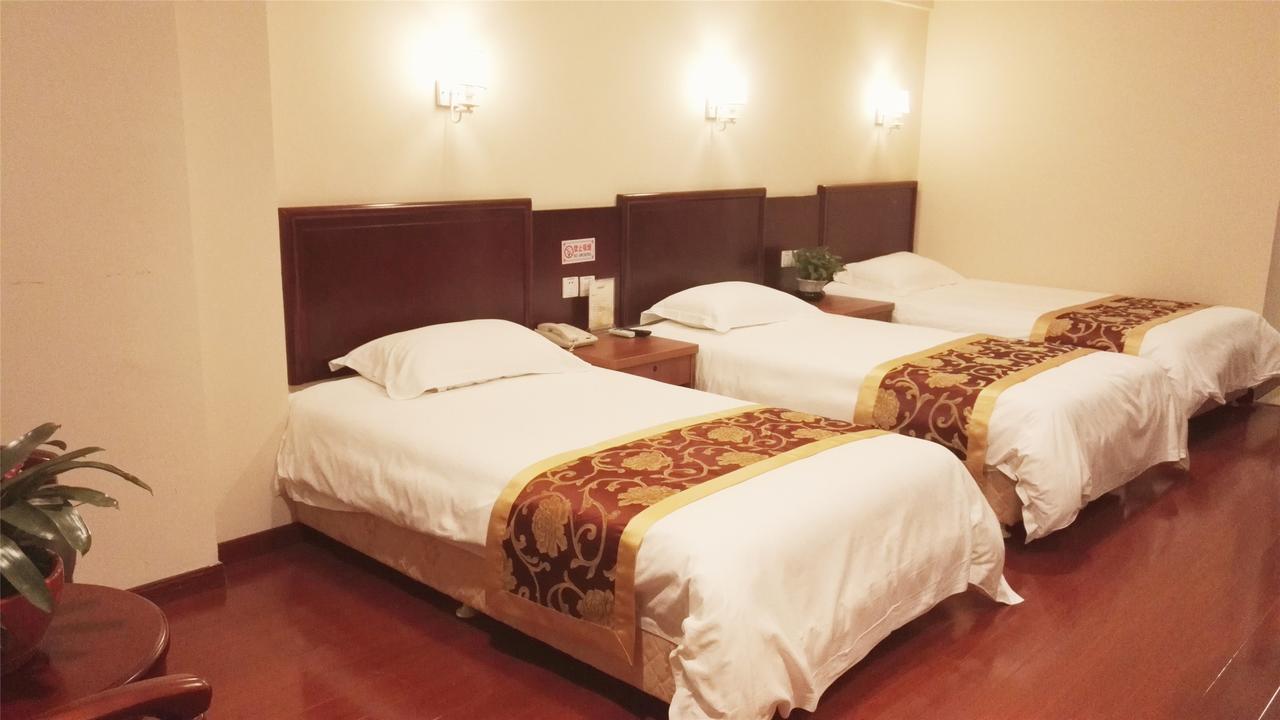 Greentree Inn Shanghai Minhang District Beiqiao Subway Station Express Hotel Bagian luar foto